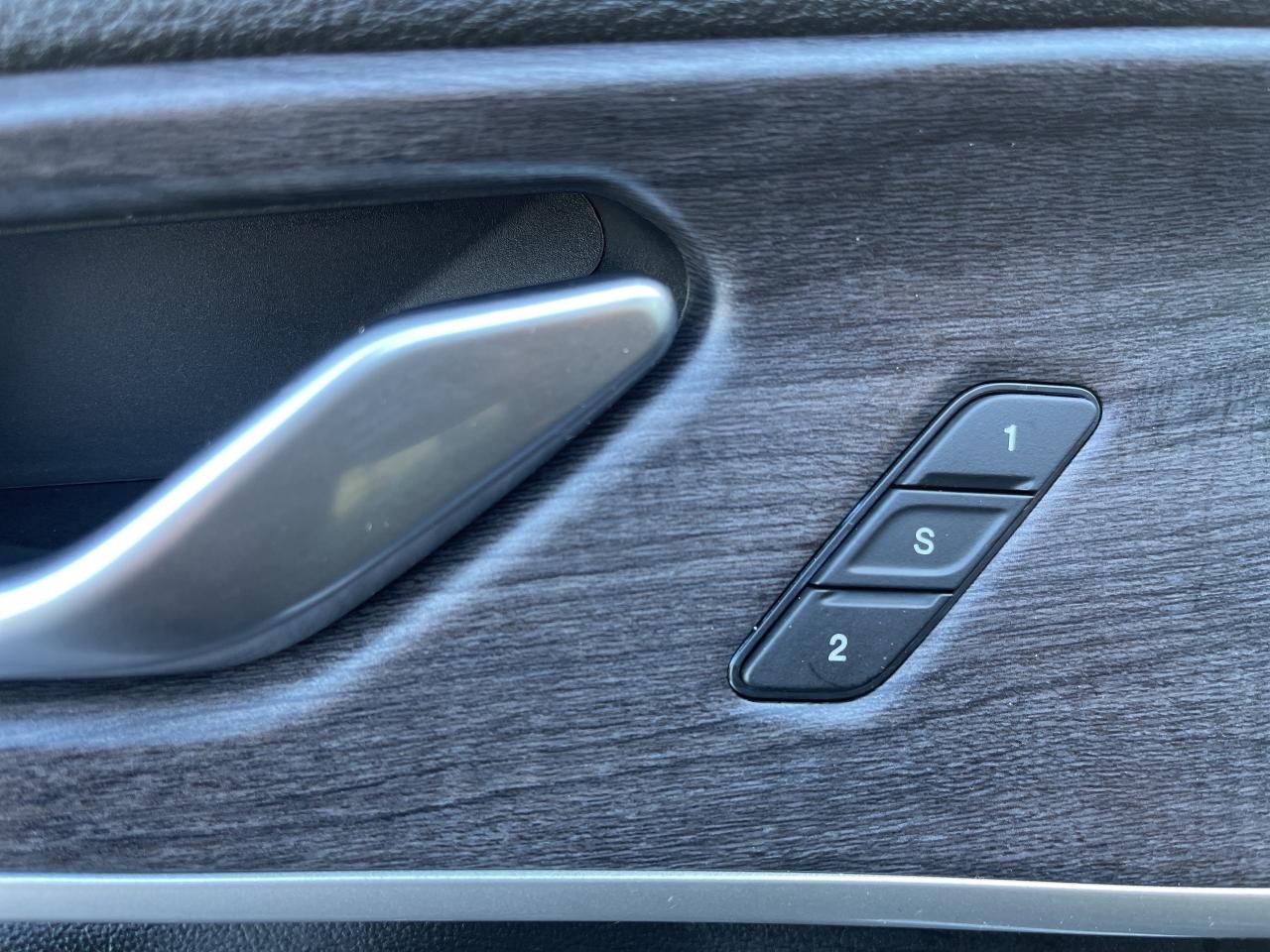 2022 Jeep Grand Cherokee PANORAMIC SUNROOF / NAV / LUXURY TECH GROUP Photo