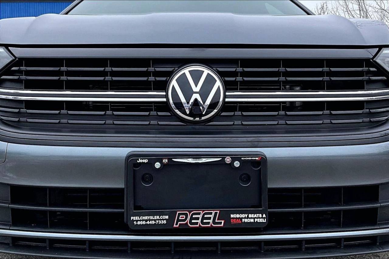 2023 Volkswagen Jetta Comfortline Sport | Heated Leather | Sunroof | FWD Photo