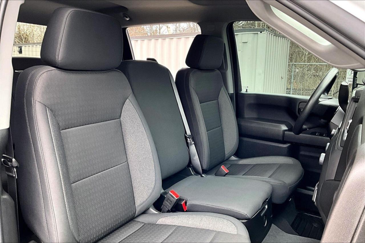 2025 Chevrolet Silverado 2500 HD Custom | 6.6L V8 | Tow Pkg | Steps Liner | 4X4 Photo