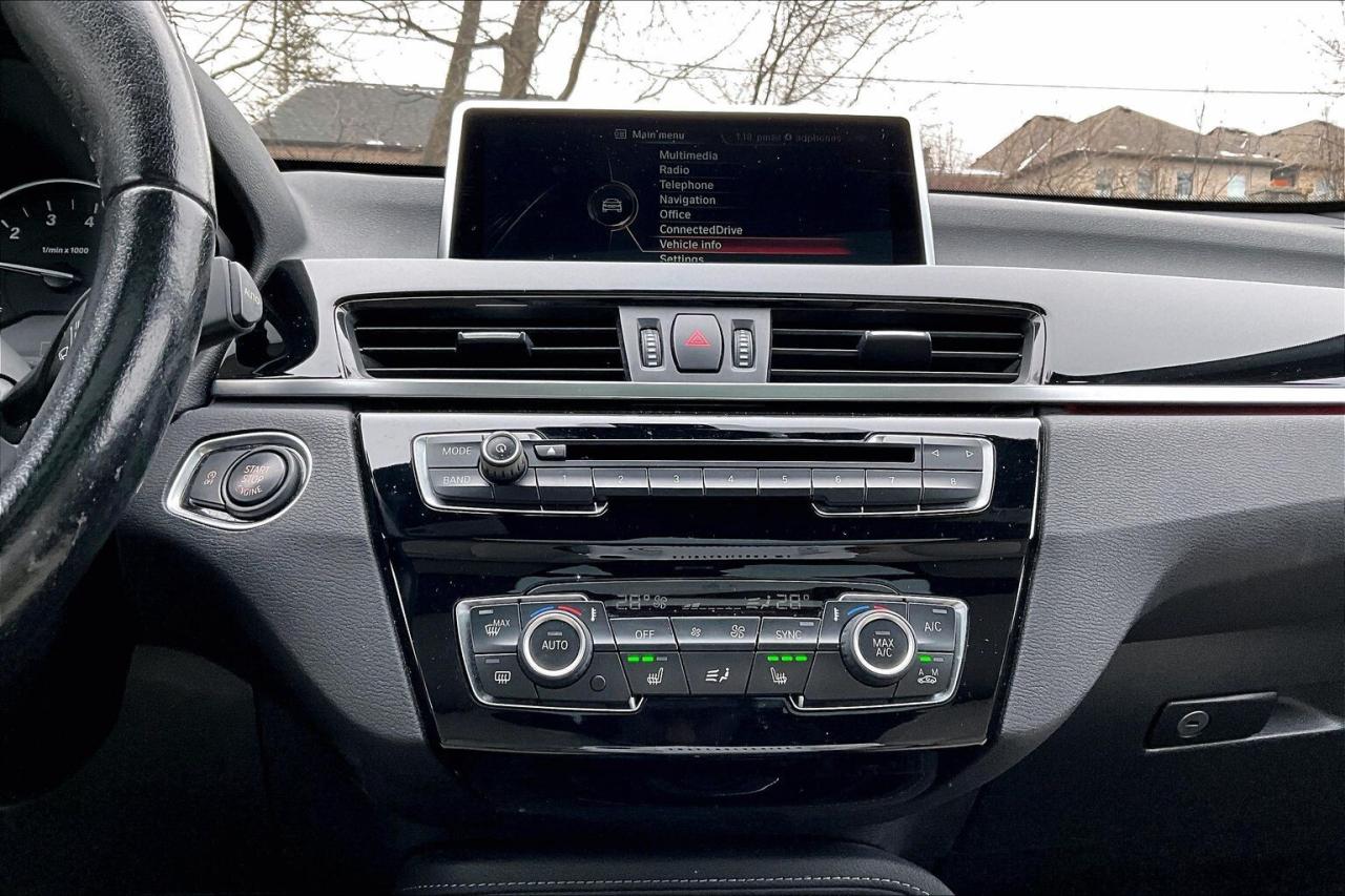 2017 BMW X1 28i |Prem Enhanced |Heated Leather |Panoroof | AWD Photo