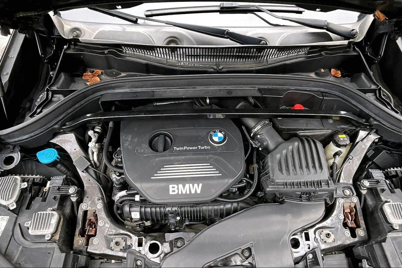 2017 BMW X1 28i |Prem Enhanced |Heated Leather |Panoroof | AWD Photo