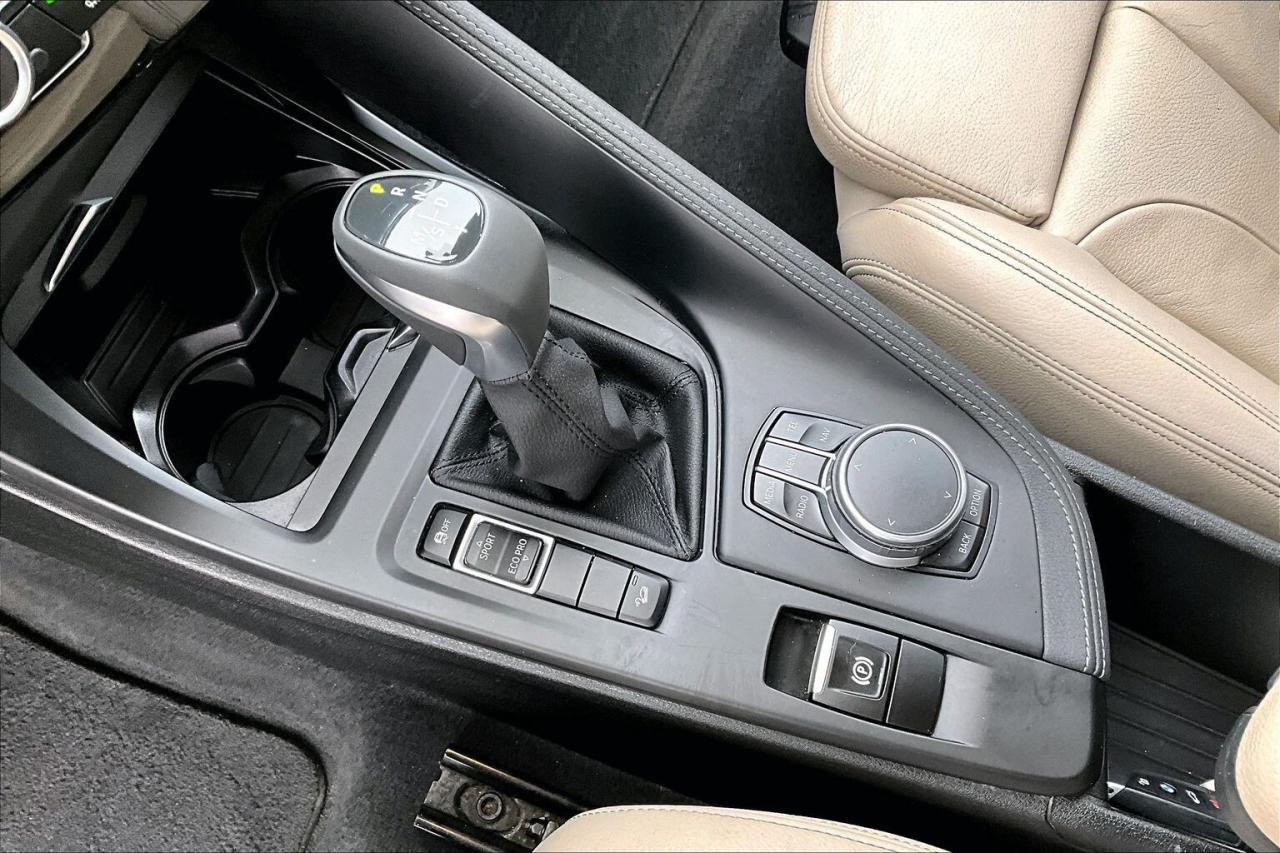 2017 BMW X1 28i |Prem Enhanced |Heated Leather |Panoroof | AWD Photo