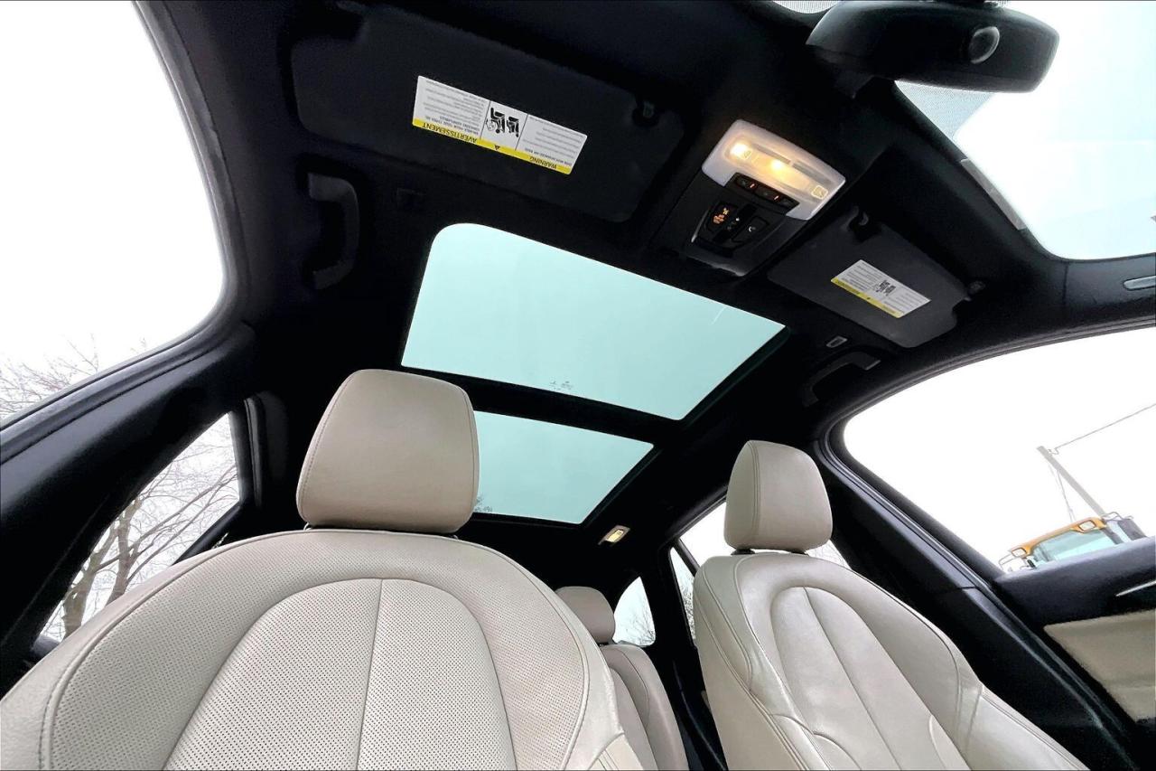 2017 BMW X1 28i |Prem Enhanced |Heated Leather |Panoroof | AWD Photo