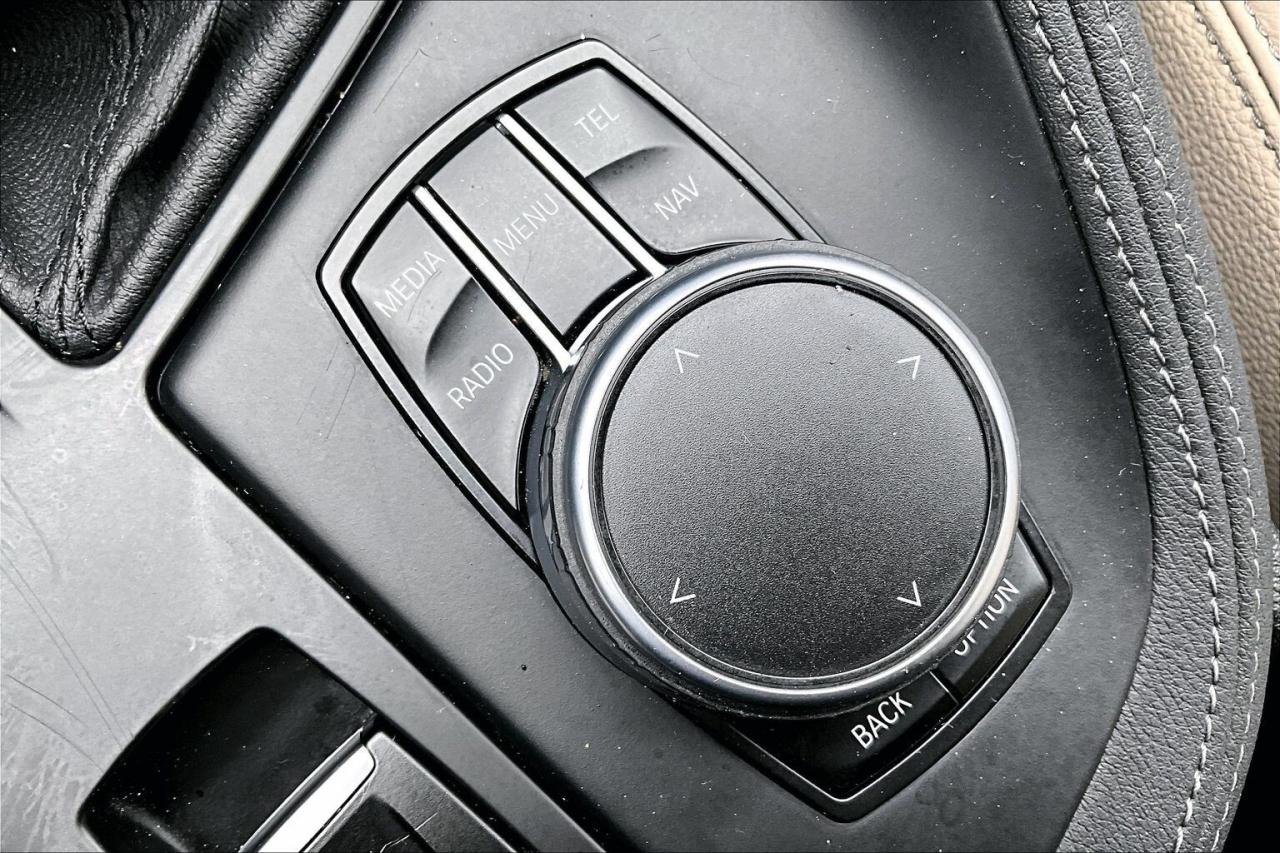 2017 BMW X1 28i |Prem Enhanced |Heated Leather |Panoroof | AWD Photo