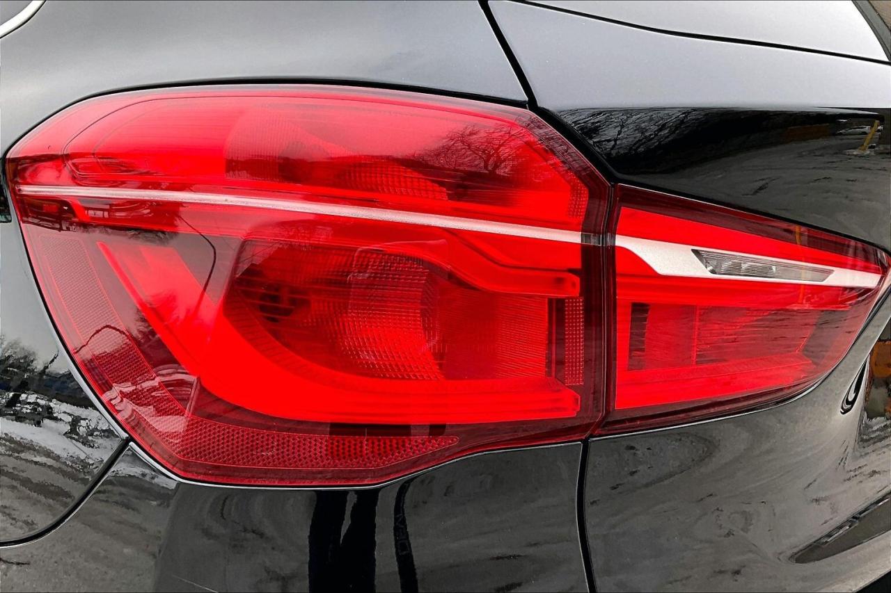 2017 BMW X1 28i |Prem Enhanced |Heated Leather |Panoroof | AWD Photo