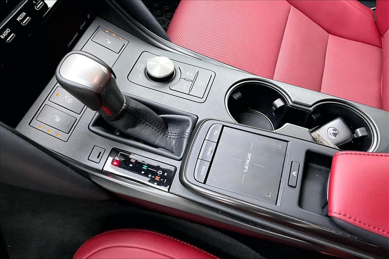 2024 Lexus IS IS300 F Sport Design AWD Photo