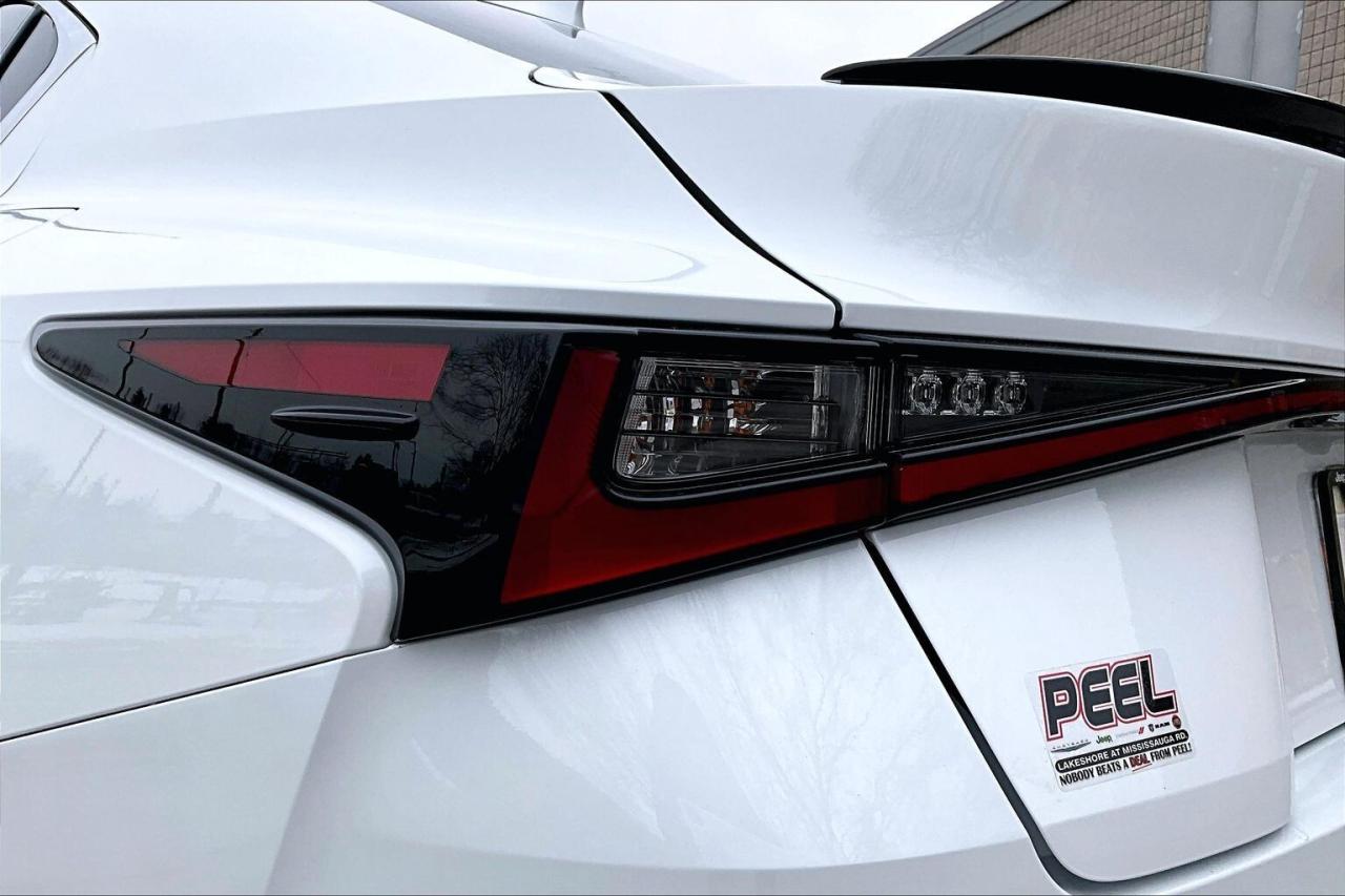 2024 Lexus IS IS300 F Sport Design AWD Photo
