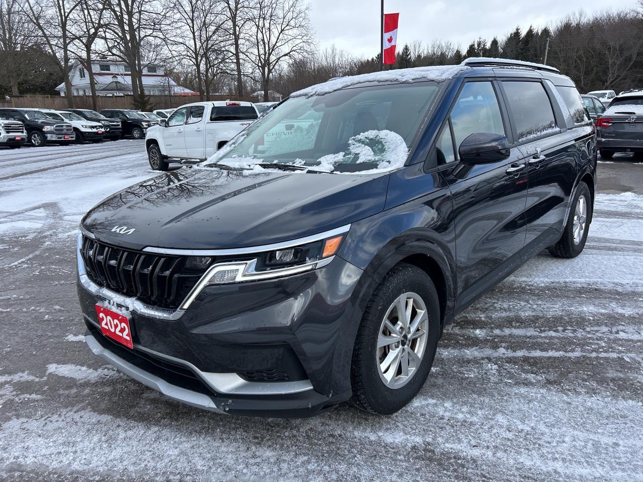 2022 Kia Carnival LX+, CLEAN CARFAX, 8 PASS, POWER SLIDING DOORS! - Photo #2