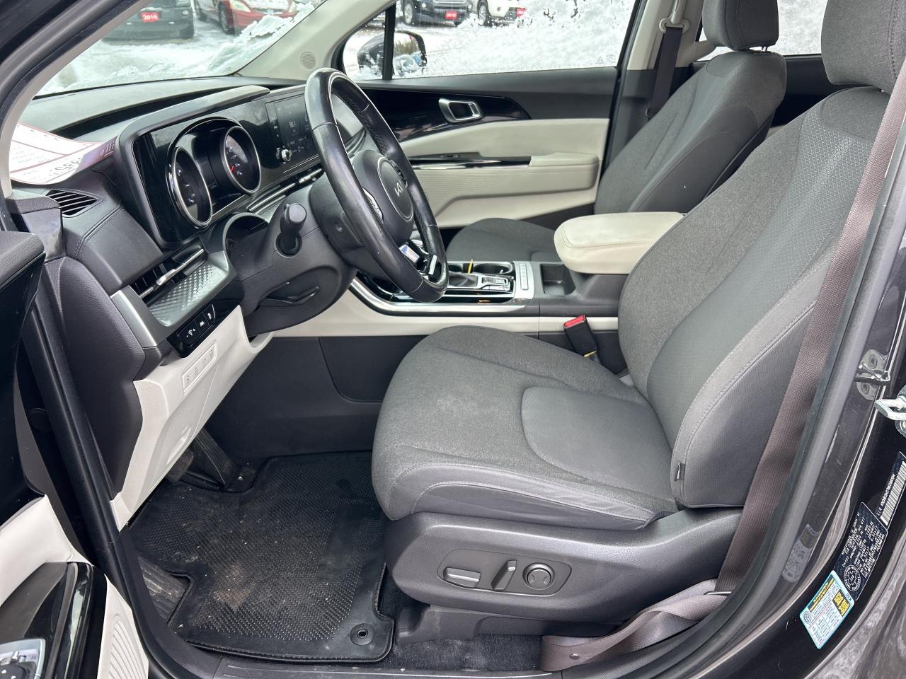 2022 Kia Carnival LX+, CLEAN CARFAX, 8 PASS, POWER SLIDING DOORS! - Photo #16