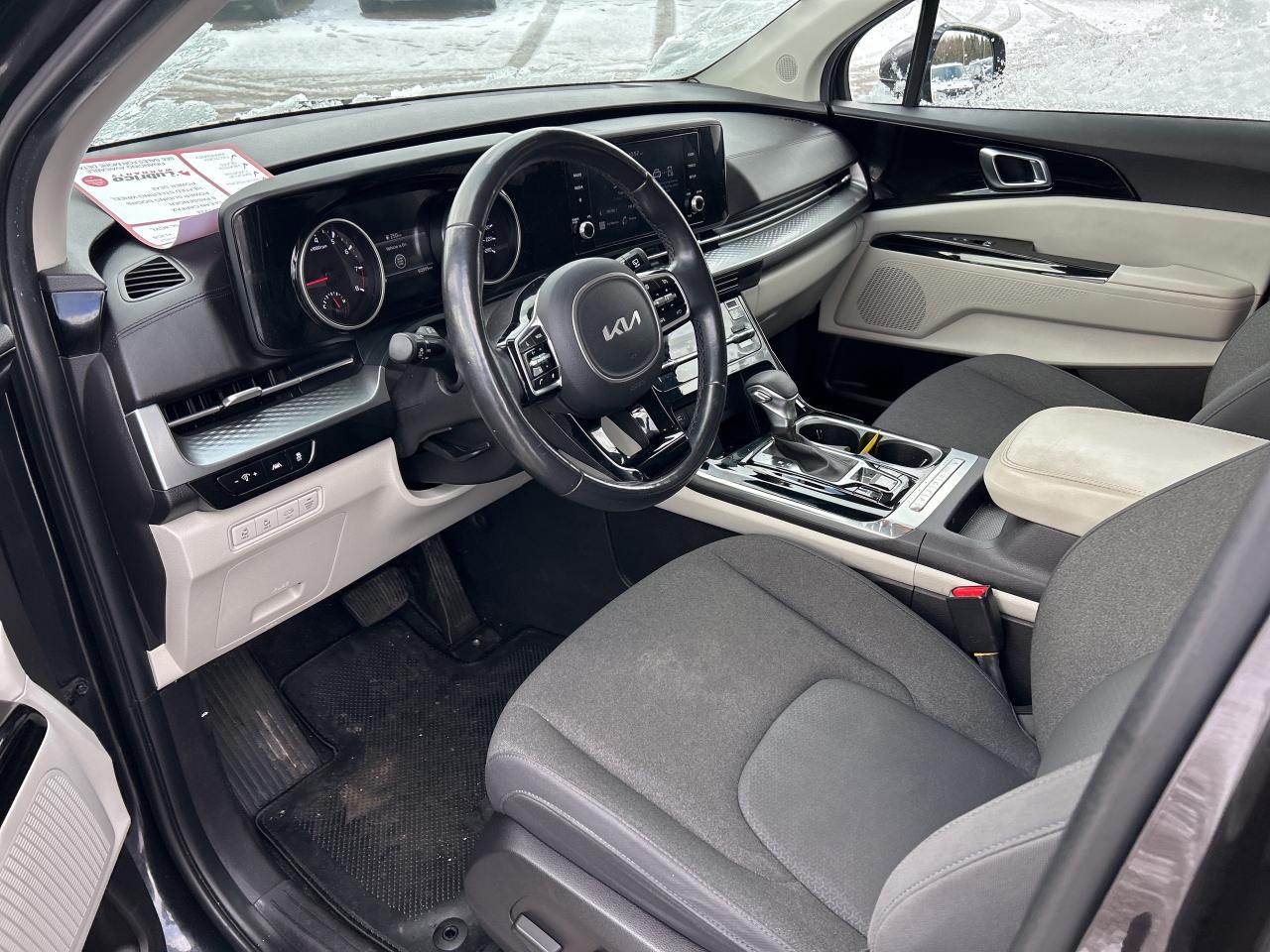 2022 Kia Carnival LX+, CLEAN CARFAX, 8 PASS, POWER SLIDING DOORS! - Photo #15