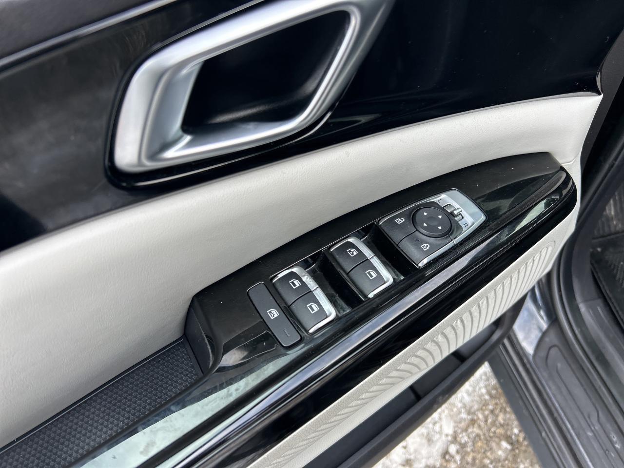 2022 Kia Carnival LX+, CLEAN CARFAX, 8 PASS, POWER SLIDING DOORS! - Photo #17