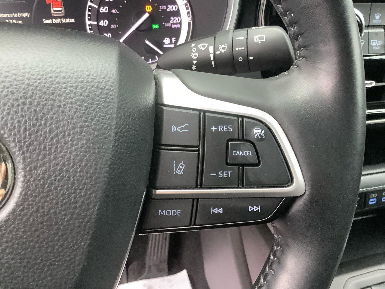 2022 Toyota Highlander XLE Photo