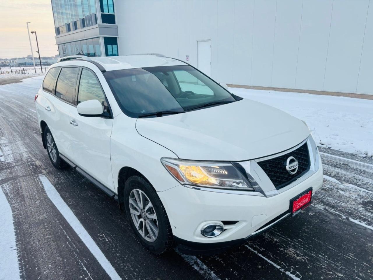 2014 Nissan Pathfinder SL 4dr SUV 4WD (3.5L 6cyl CVT) Photo