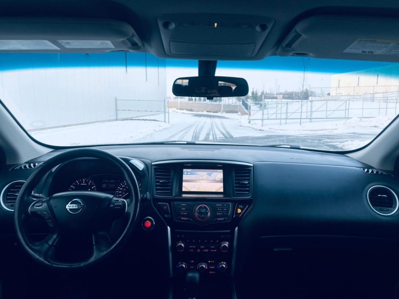 2014 Nissan Pathfinder SL 4dr SUV 4WD (3.5L 6cyl CVT) Photo