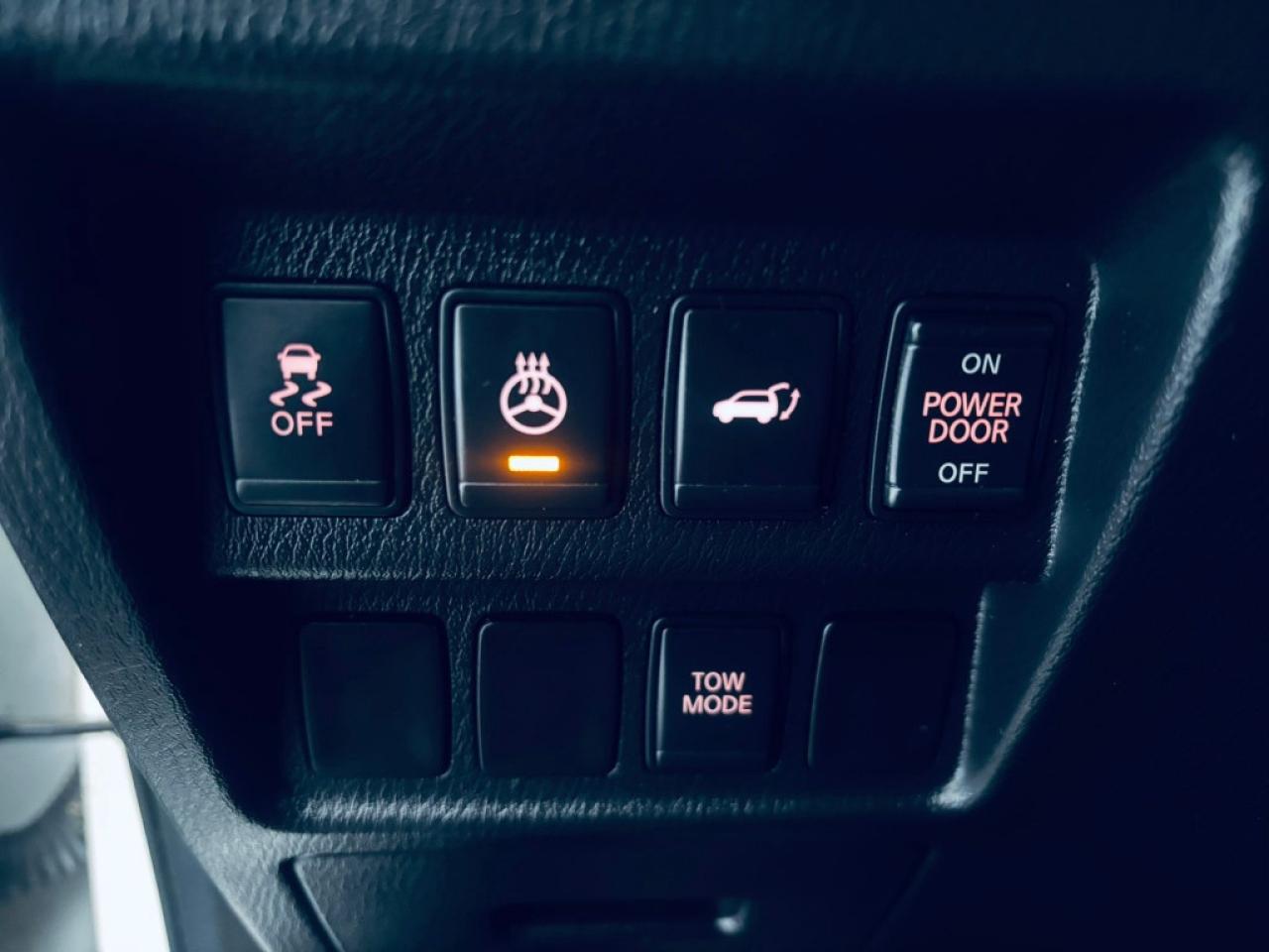 2014 Nissan Pathfinder SL 4dr SUV 4WD (3.5L 6cyl CVT) Photo