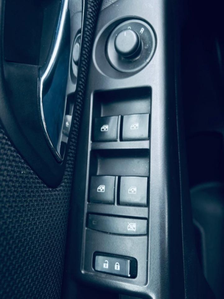 2015 Chevrolet Cruze 1LT 4dr Sedan (1.4L 4cyl Turbo 6A) Photo