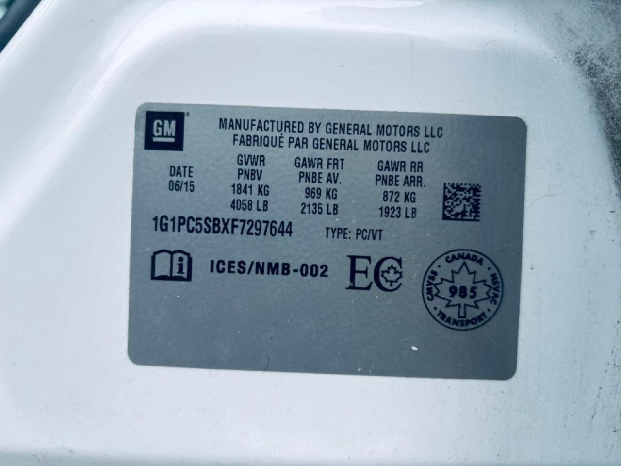 2015 Chevrolet Cruze 1LT 4dr Sedan (1.4L 4cyl Turbo 6A) Photo