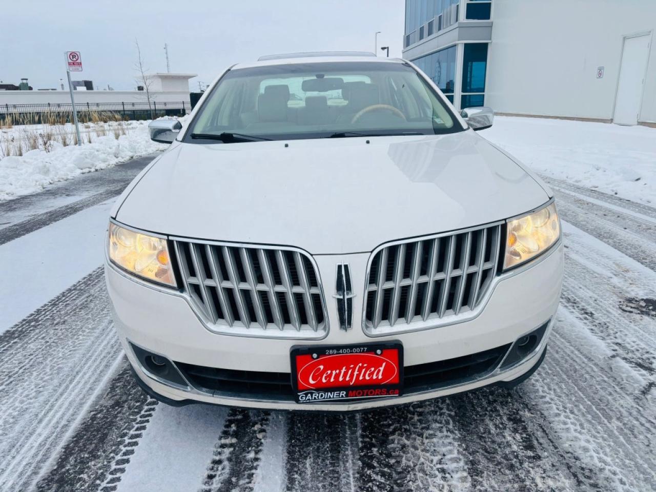 2011 Lincoln MKZ 4dr Sedan (3.5L 6cyl 6A) Photo