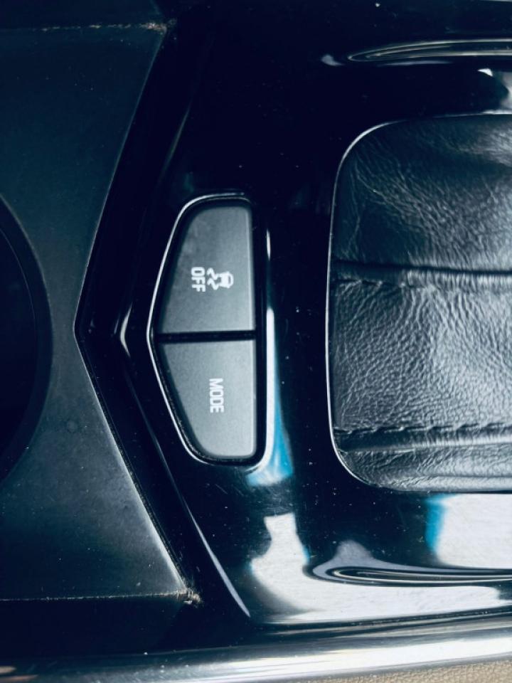 2015 Cadillac ATS Luxury 4dr Sedan AWD (2.0L 4cyl Turbo 6A) Photo