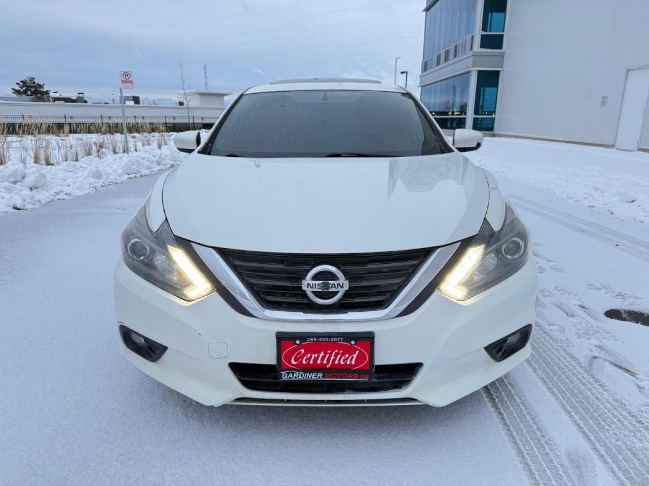 2016 Nissan Altima 4dr Sedan I4 CVT 2.5 SL Tech Photo