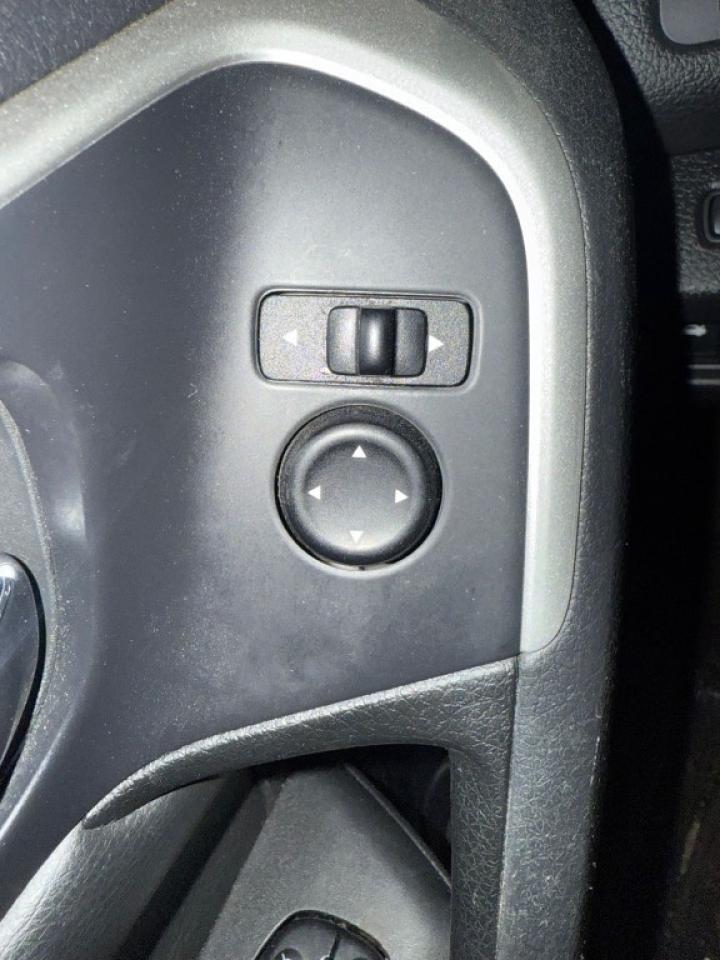 2016 Nissan Altima 4dr Sedan I4 CVT 2.5 SL Tech Photo