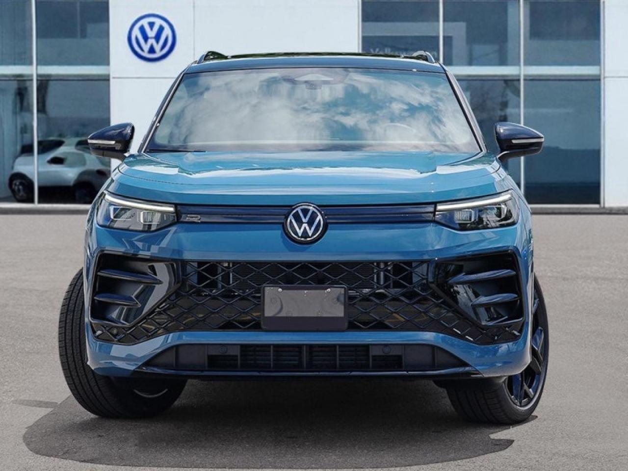 2026 Volkswagen Tiguan Comfortline R-Line Black Edition Photo