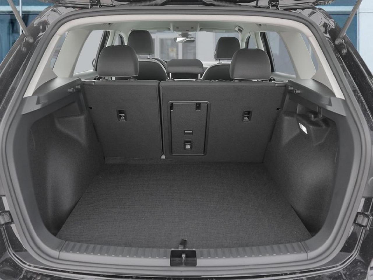 2026 Volkswagen Taos Trendline 4MOTION  - Heated Seats Photo