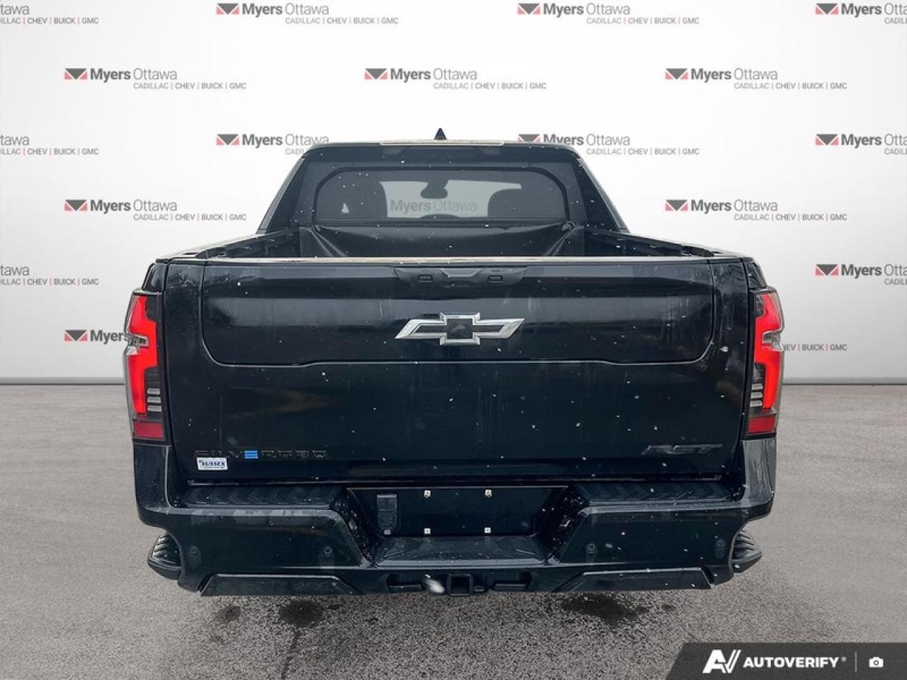 2024 Chevrolet Silverado EV RST  RST, MAX RANGE, 4WD, SUNROOF Photo4