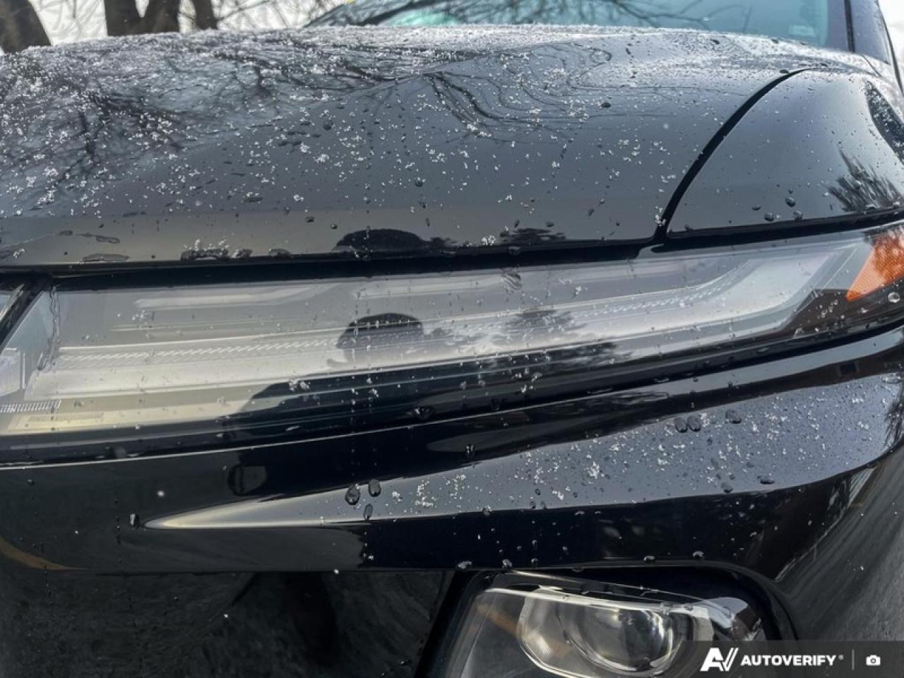 2024 Chevrolet Silverado EV RST  RST, MAX RANGE, 4WD, SUNROOF Photo