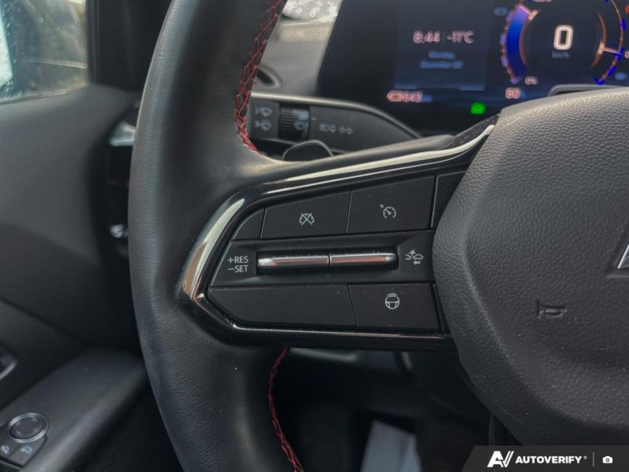 2024 Chevrolet Silverado EV RST  RST, MAX RANGE, 4WD, SUNROOF Photo