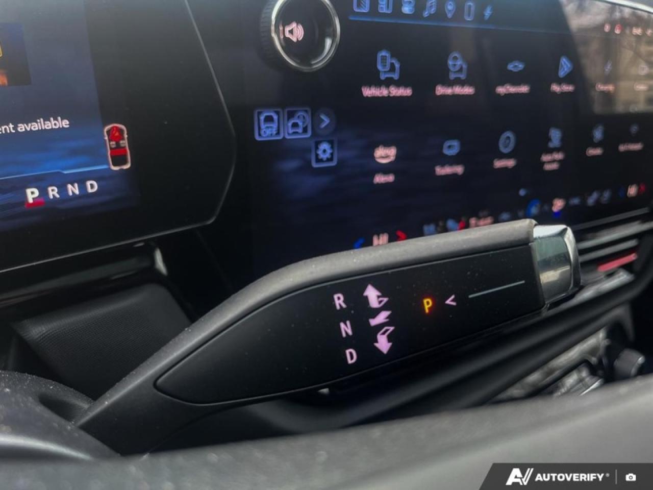 2024 Chevrolet Silverado EV RST  RST, MAX RANGE, 4WD, SUNROOF Photo