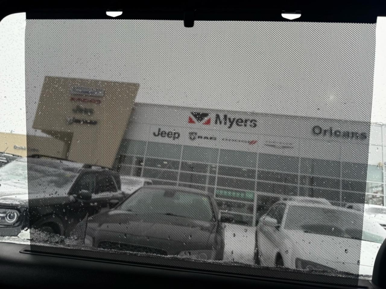 2026 Chrysler Pacifica Select  - $154.32 /Wk Photo