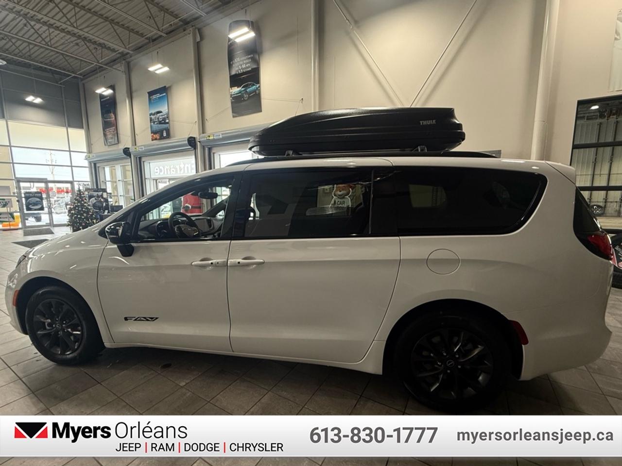 2026 Chrysler Pacifica Select  Rear Entertainment Photo