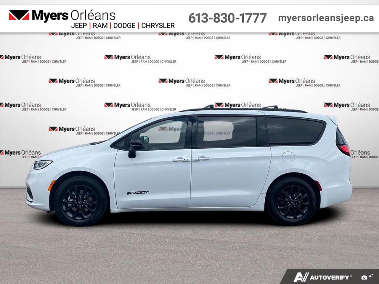 2026 Chrysler Pacifica Select  -Rear Entertainment Photo