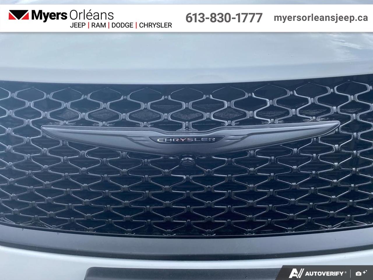 2026 Chrysler Pacifica Select  -Rear Entertainment Photo