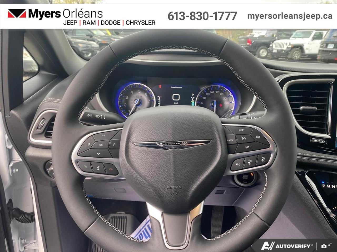 2026 Chrysler Pacifica Select  -Rear Entertainment Photo