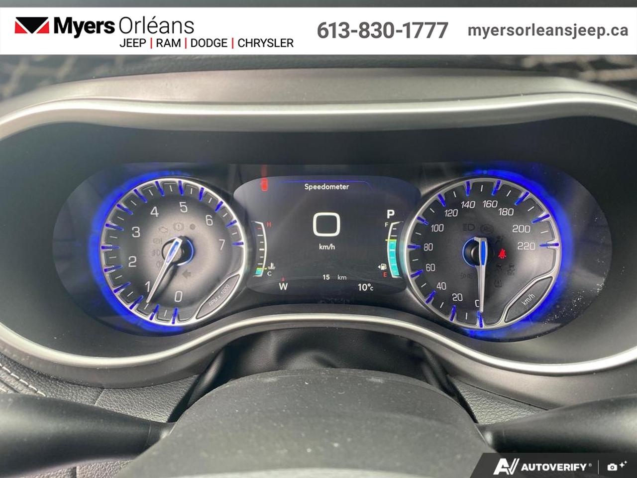 2026 Chrysler Pacifica Select  -Rear Entertainment Photo