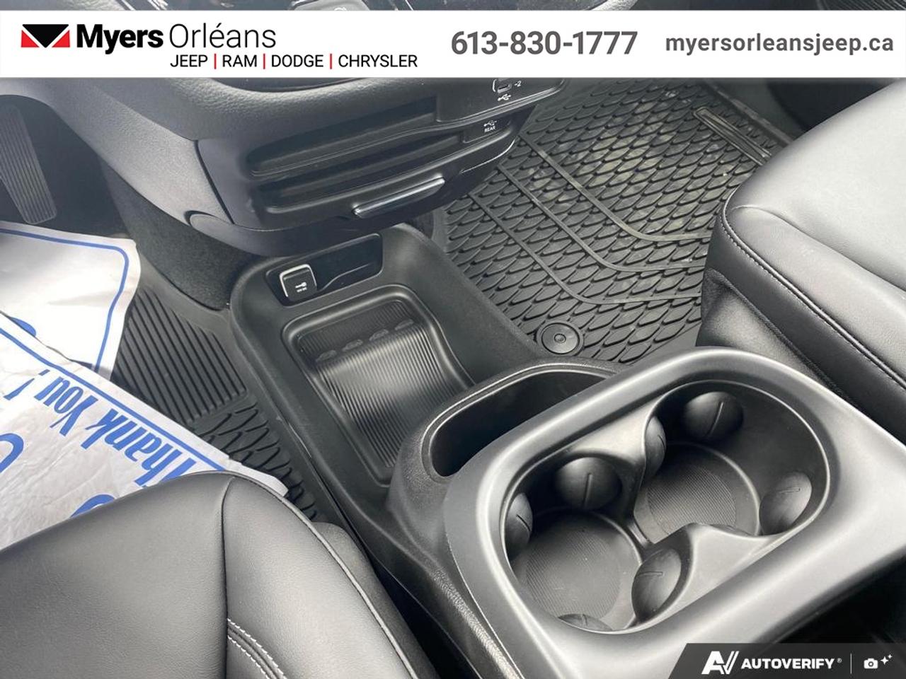 2026 Chrysler Pacifica Select  -Rear Entertainment Photo