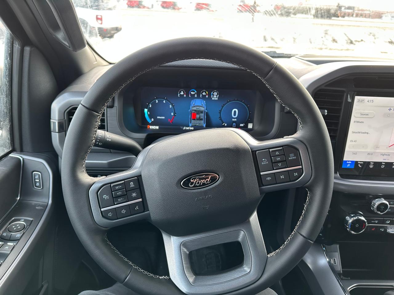 2026 Ford F-150 XLT 4WD SuperCrew 5.5' Box 302A Photo5