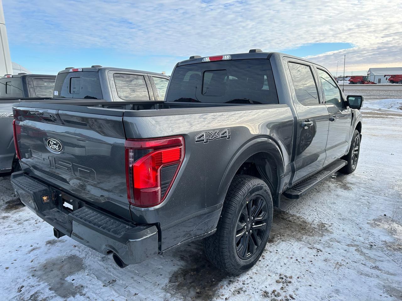 2026 Ford F-150 XLT 4WD SuperCrew 5.5' Box 302A Photo5