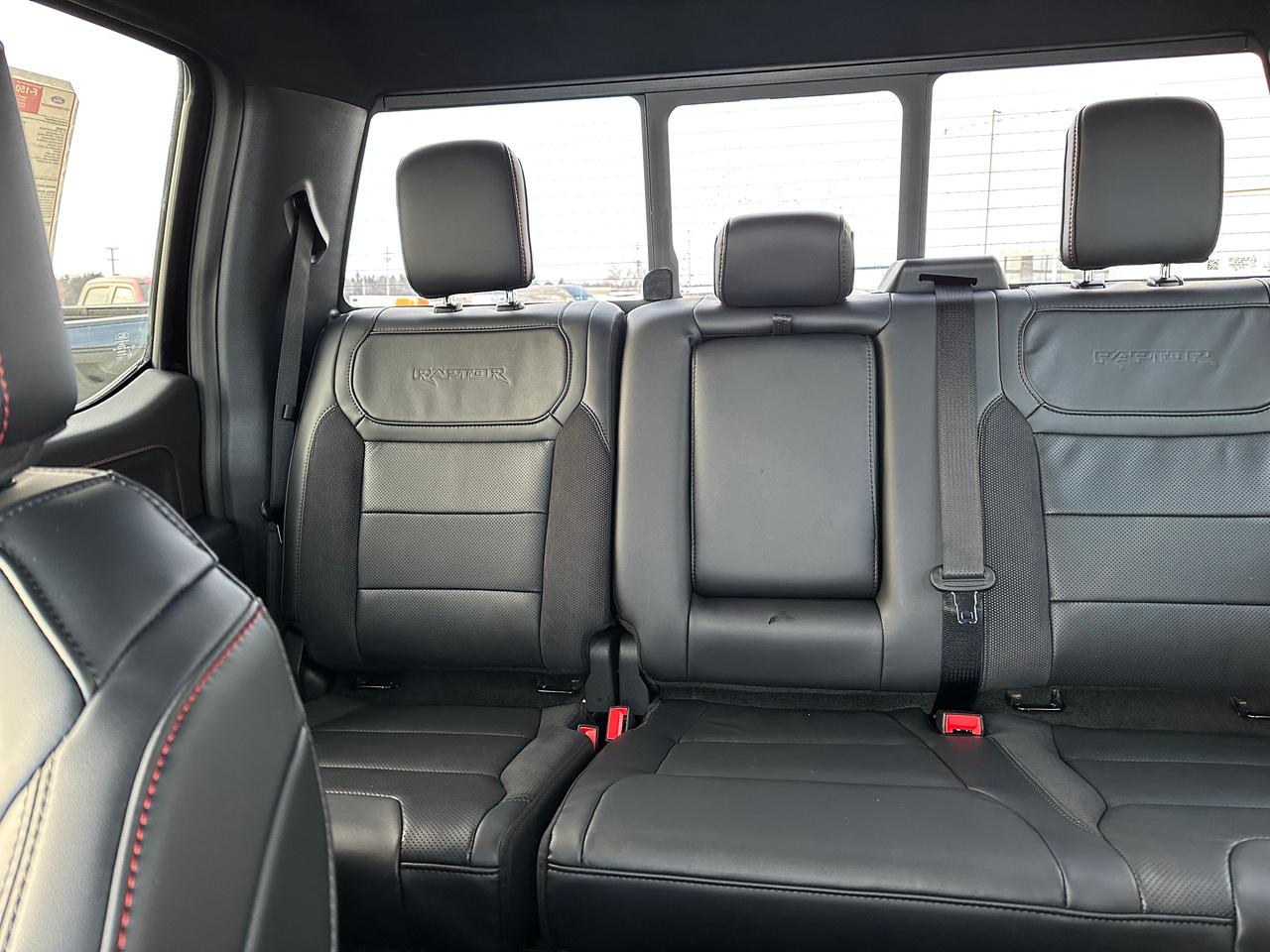 2025 Ford F-150 RAPTOR 4WD SuperCrew 5.5' Box 801A Photo5