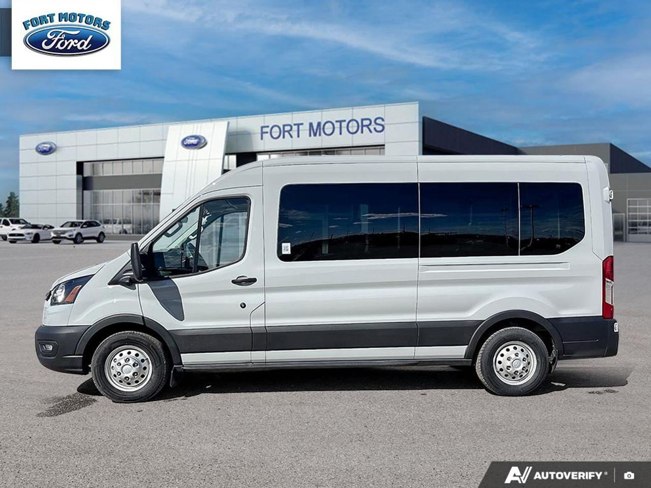 2024 Ford Transit XLT Photo3