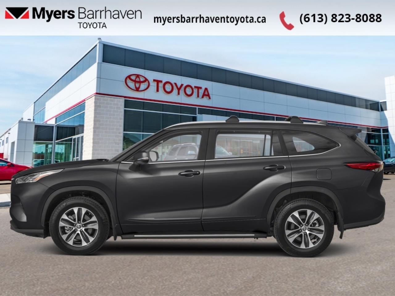 2026 Toyota Highlander Hybrid XLE  - Sunroof -  Power Liftgate - $385 B/W Photo0