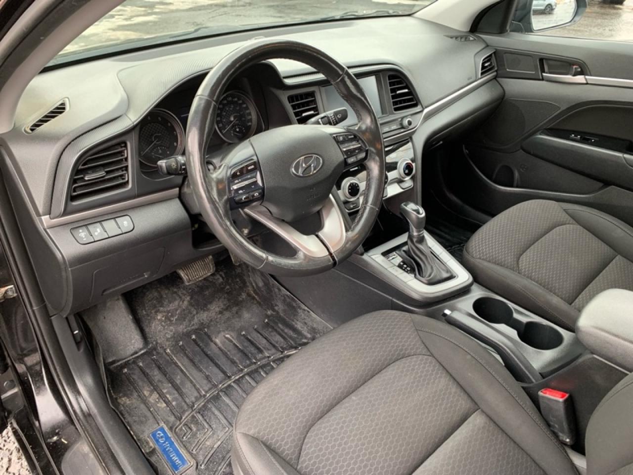 2019 Hyundai Elantra Preferred w/sun and safety pkg Photo