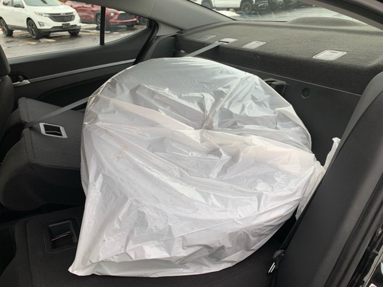 2019 Hyundai Elantra Preferred w/sun and safety pkg Photo
