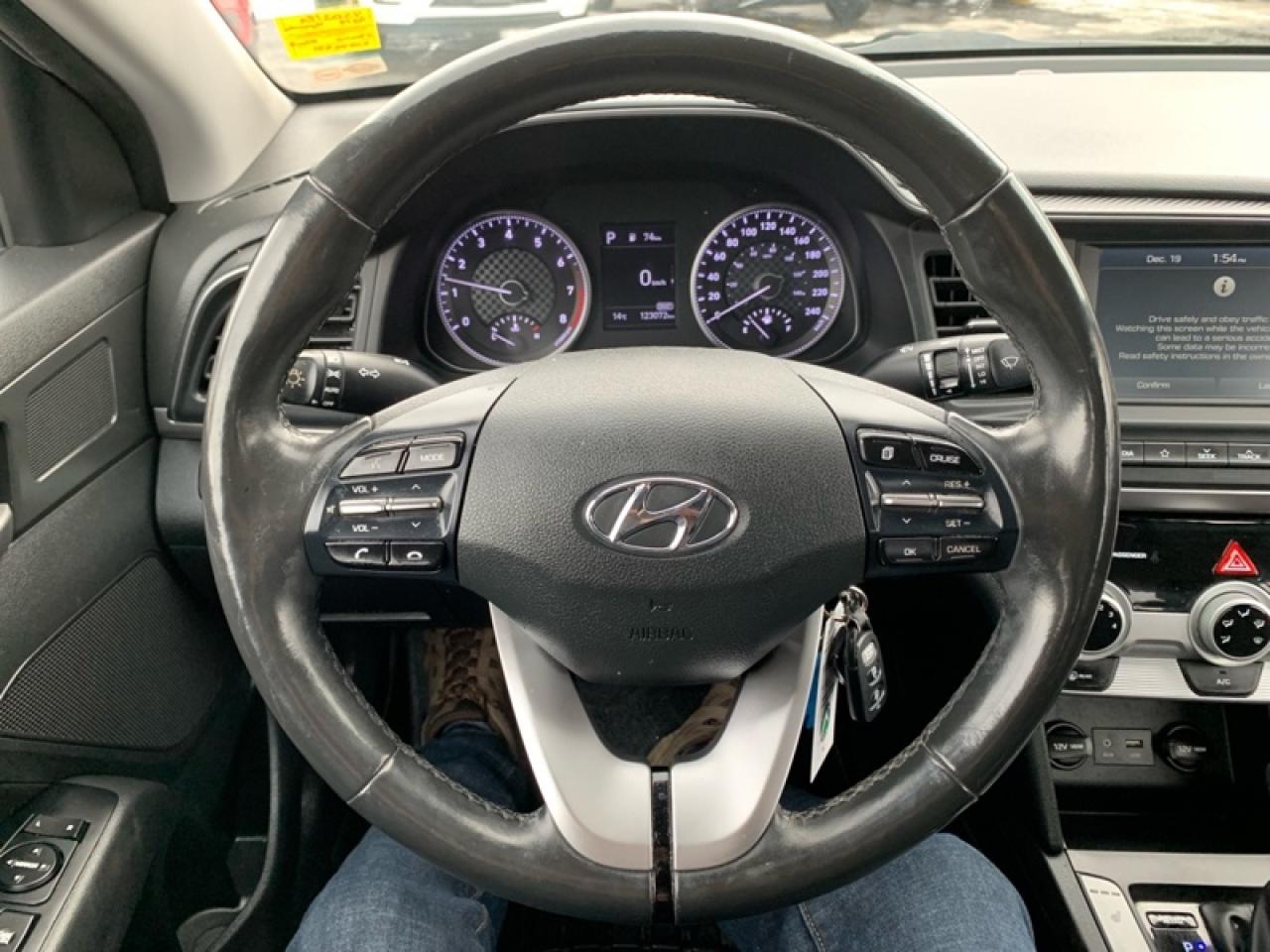2019 Hyundai Elantra Preferred w/sun and safety pkg Photo
