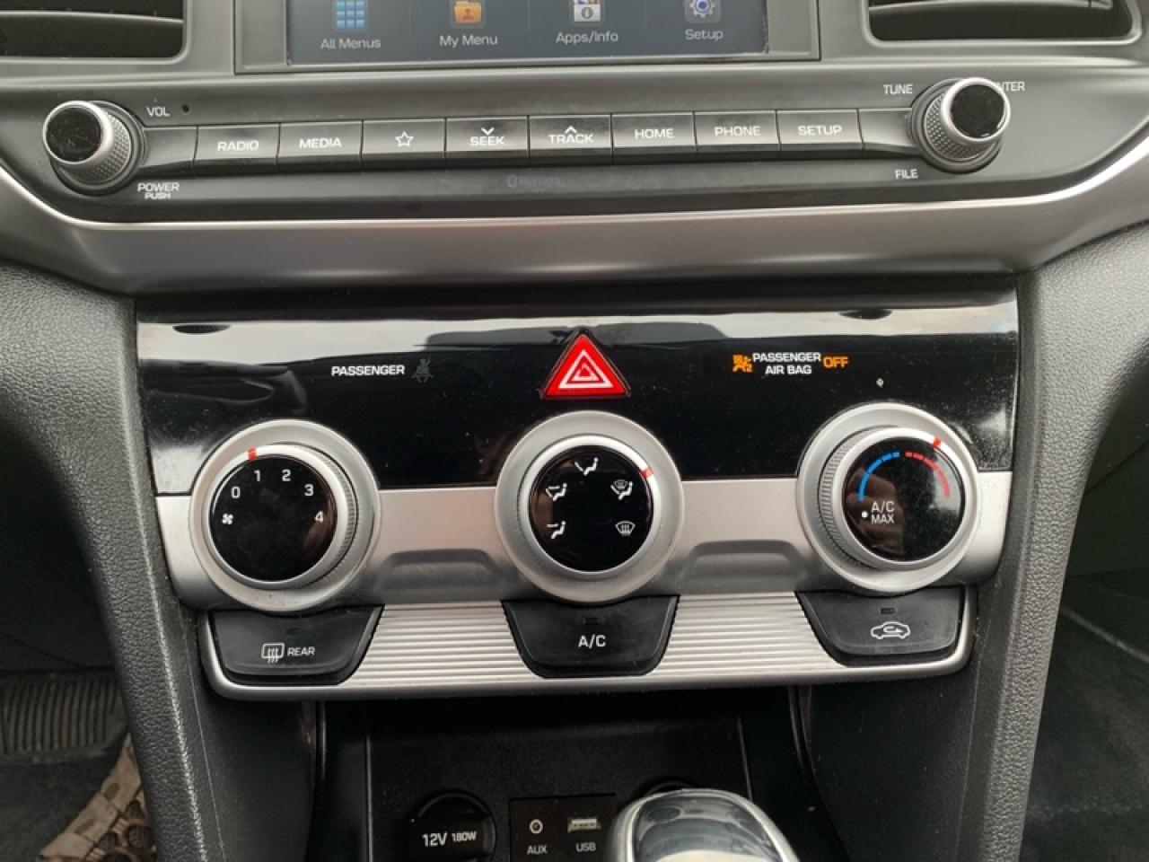 2019 Hyundai Elantra Preferred w/sun and safety pkg Photo