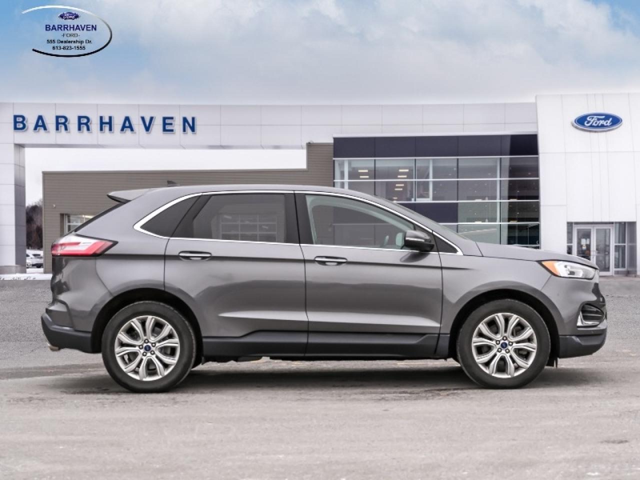 2022 Ford Edge Titanium Photo
