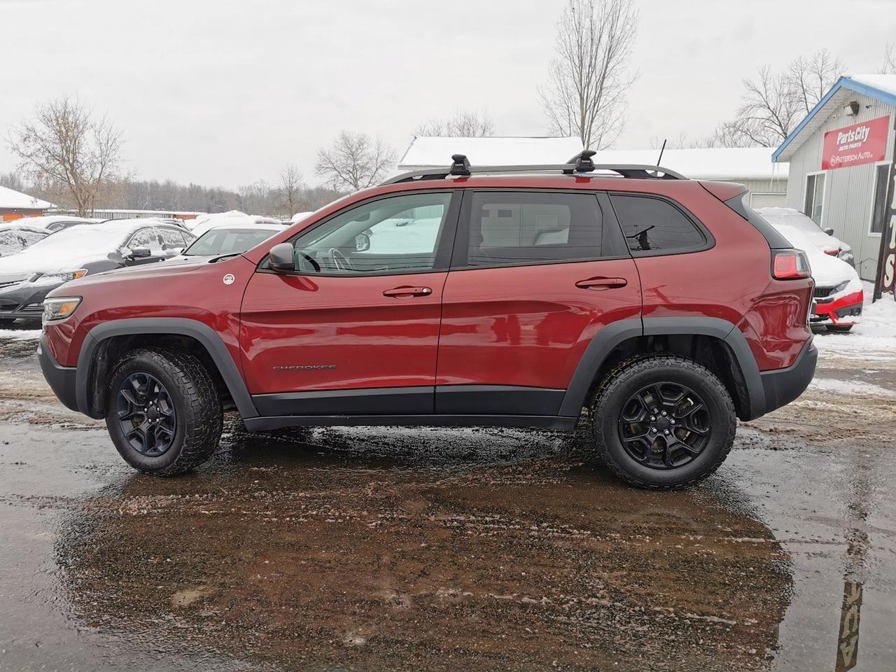 2019 Jeep Cherokee Trailhawk Photo
