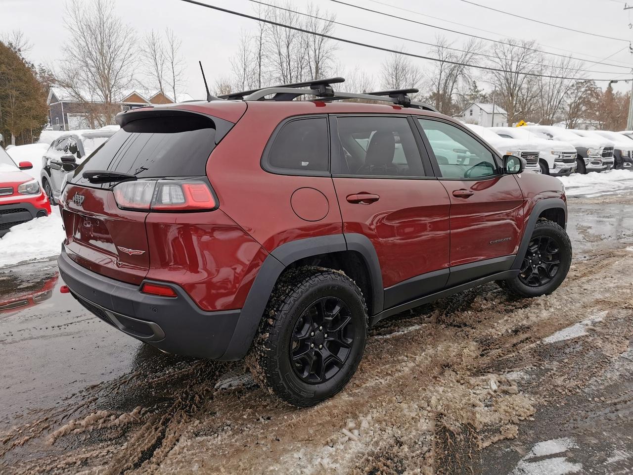 2019 Jeep Cherokee Trailhawk Photo